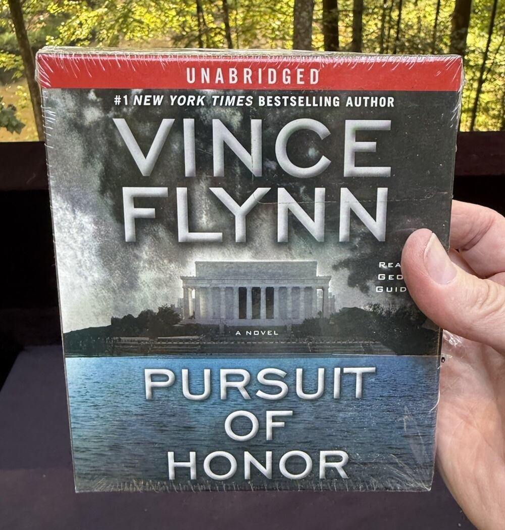 Pursuit of Honor Thriller 11 cd Audiobook Vince Flynn New Factory sealed -B4